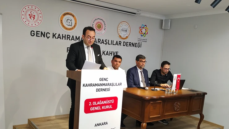 Genç Kahramanmaraşlılar Derneğinde bayrak değişimi