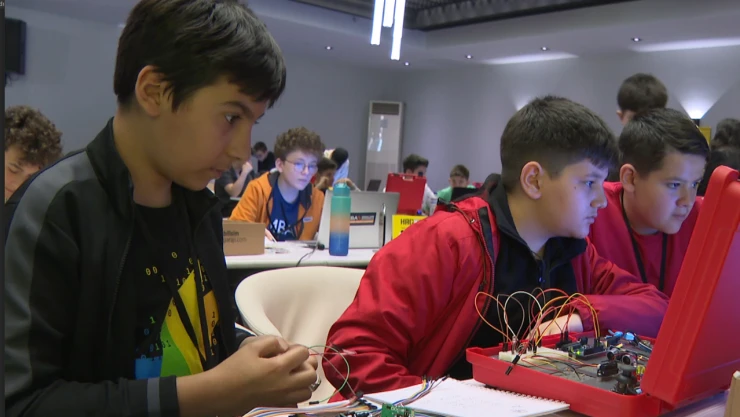 Genç mucitler, çevre sorunlarına teknolojiyle çözüm arıyor