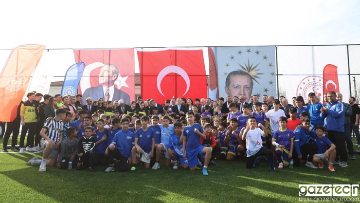 Gençlik ve Spor Bakanı Bak, 'Spor iyileştirir, toplumun ve gençlerin kaynaşmasını sağlar'