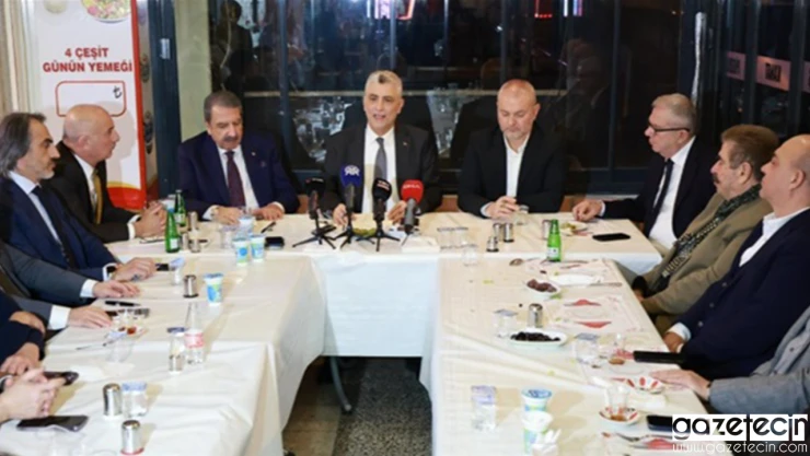 Gıda sektörü temsilcileri Bakan Bolat'la bir araya geldi