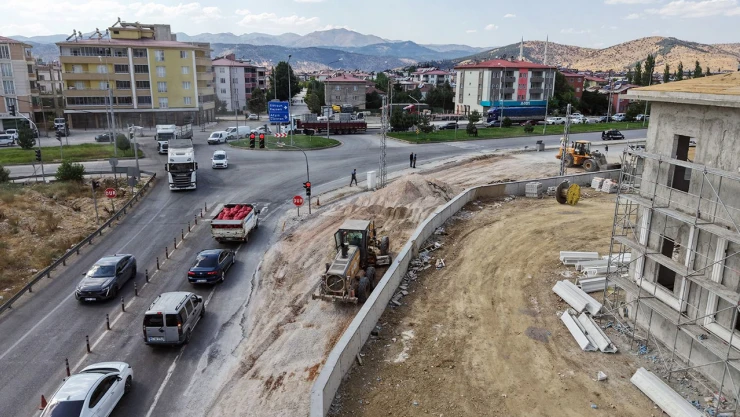 Göksun Kavşağı'nda trafiği rahatlatacak hamle