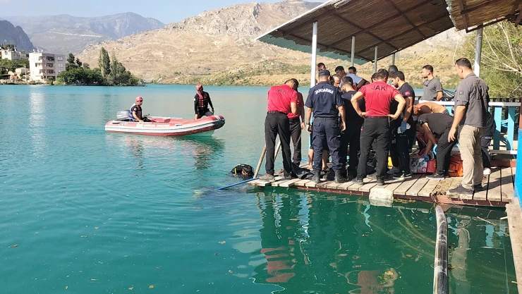 Gölde kaybolan gencin cesedine ulaşıldı
