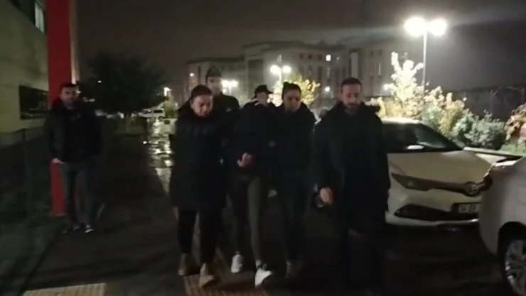 Güllü'nün ölümüyle ilgili soruşturmada kızı ile arkadaşı gözaltına alındı