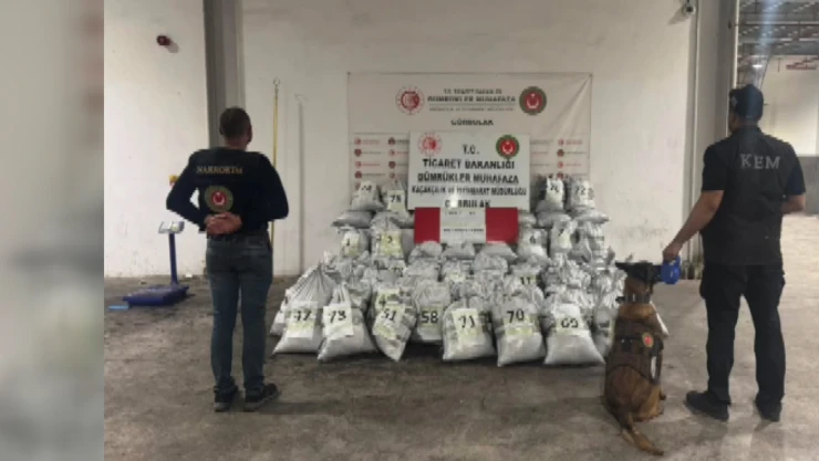 Gümrük muhafaza ekiplerinden tarihi uyuşturucu operasyonu