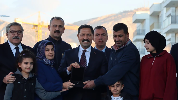 Hatay Valisi Masatlı, '98 bin 74 bağımsız bölümün kurasını çektik'