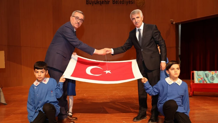 Her Şehide Bir İlmek projesi muhteşem geceyle tamamlandı