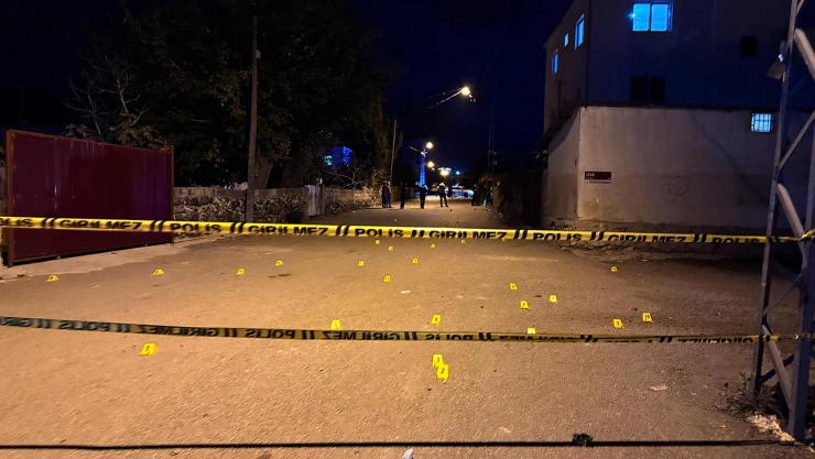 Husumetli iki aile arasında silahlı kavga! Yaralılar var