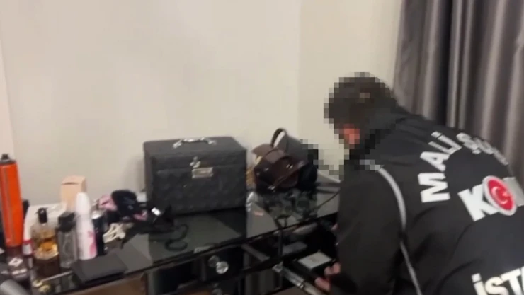 İBB'ye yönelik yolsuzluk soruşturmasında 15 şüpheli yakalandı