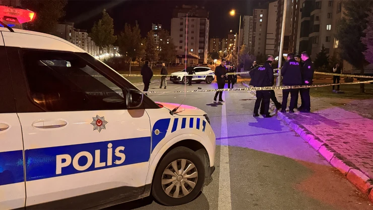 İki grup arasında bıçaklı kavga!