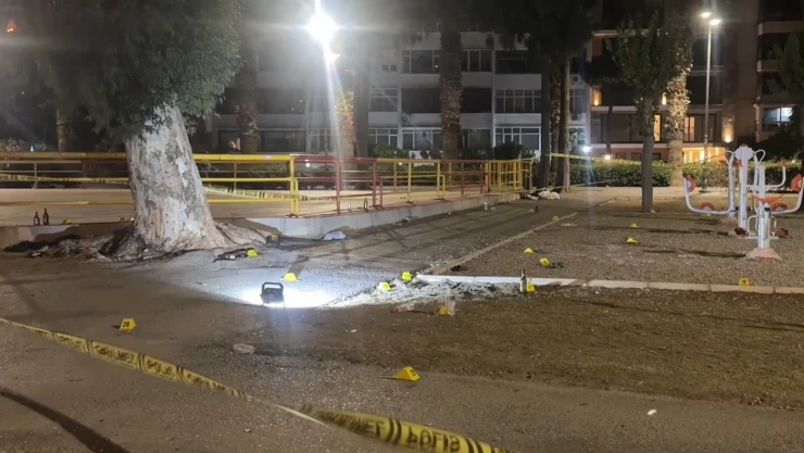 İki grup arasında çıkan silahlı kavga kanlı bitti! Ölü ve yaralı var