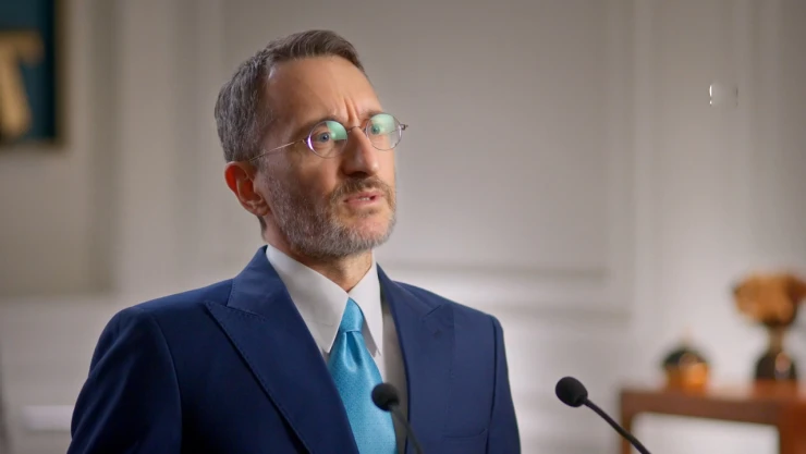 İletişim Başkanı Altun, 'Deprem bölgesini yeniden ayağa kaldırıyoruz'