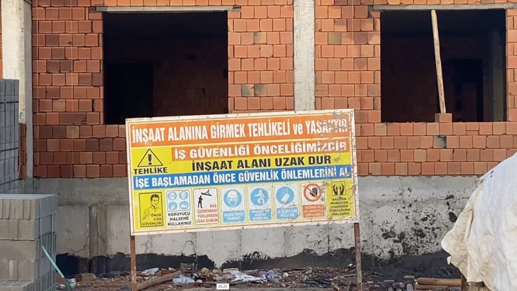 İnşaattan düşen işçi hayatını kaybetti