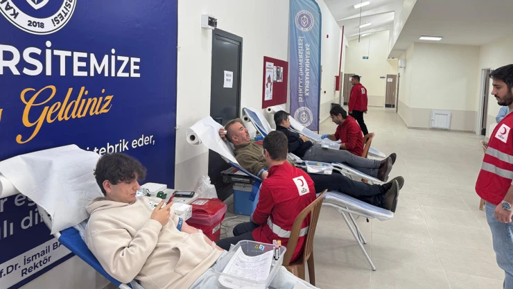 İstiklal Üniversitesi'nden kan bağışı kampanyası