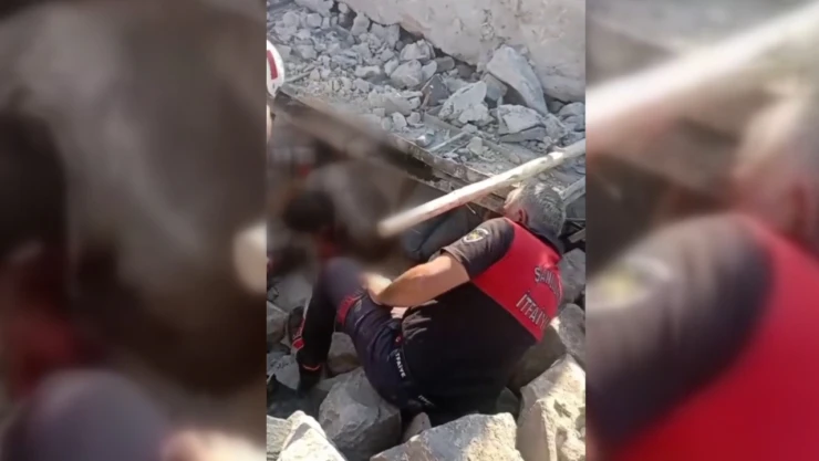 İstinat duvarı çöktü, 4 kişi yaralandı