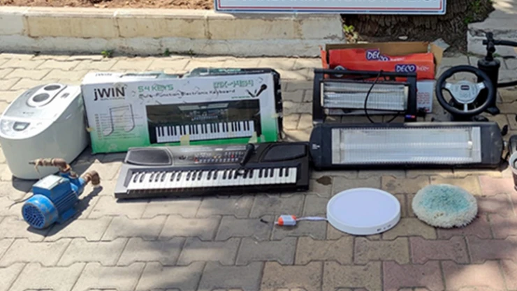 Jandarma, çalınan malzemeleri internet satış sitesinde buldu