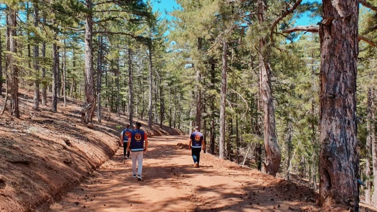 Jandarma, olası yangınlara karşı ormanlık alanları denetliyor