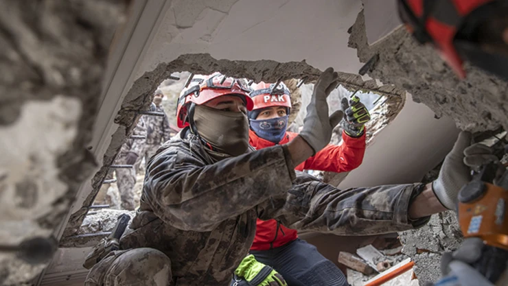 Jandarma ve Polis, afetlerde hayat kurtarmak için eğitim alıyor