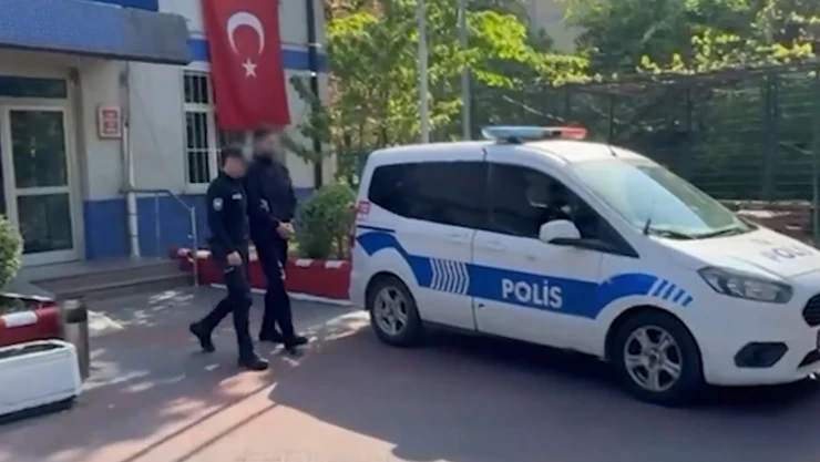 Kadın sürücünün yolunu kesen şahıs hakkında adli işlem başlatıldı