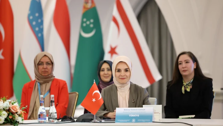 Kadın, toplumun her alanında belirleyici rol üstlenmektedir