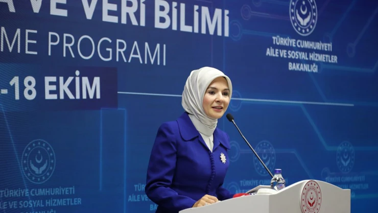 Kadınlara yönelik yeni bir yapay zeka programı