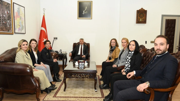 KAGİDER'den Vali Ünlüer'e ziyaret