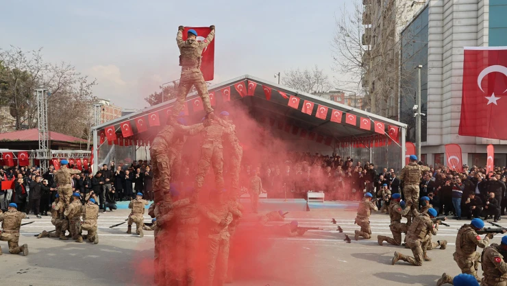Kahramanmaraş, 12 Şubat'ı buruk kutladı