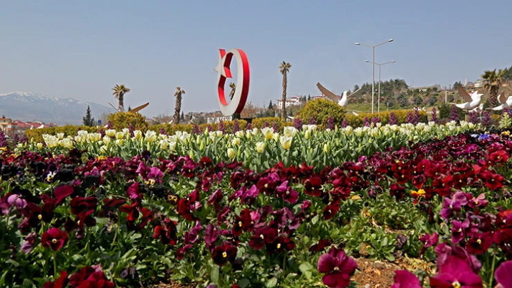 Kahramanmaraş çiçeklerle renklendi