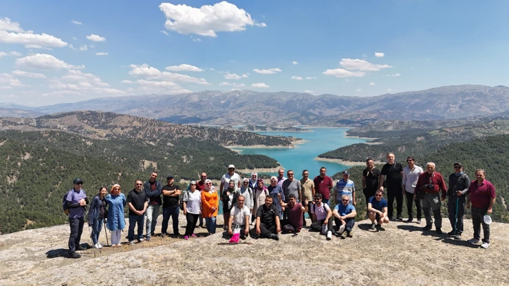 Kahramanmaraş Güredil Kalesi'nde doğa ve tarih iç içe