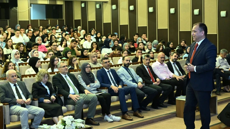 Kahramanmaraş İl Milli Eğitim Müdürü Baydur, geleceğin öğretmenleriyle buluştu