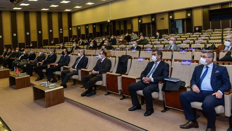 Kahramanmaraş'ın depremselliği KSÜ'de masaya yatırıldı