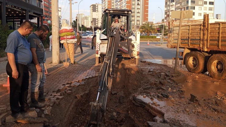 Kahramanmaraş'ın içmesuyu ana hattı patladı
