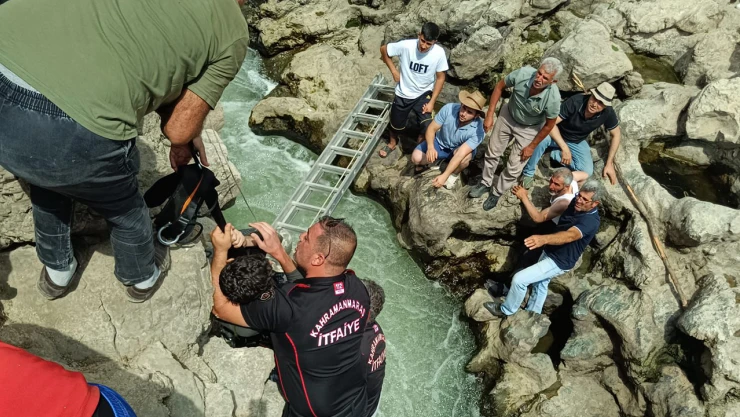 Kahramanmaraş İtfaiyesi iki vatandaşı boğulmaktan son anda kurtardı
