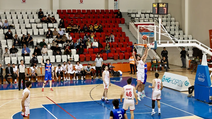 Kahramanmaraş KİPAŞ İstiklal, Play-Off'ta gücünü gösterdi