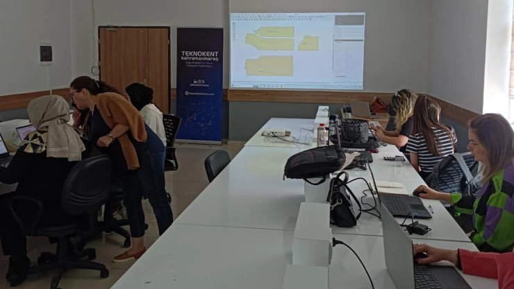 Kahramanmaraş Moda ve Tasarım Akademisi'nde eğitim tamamlandı