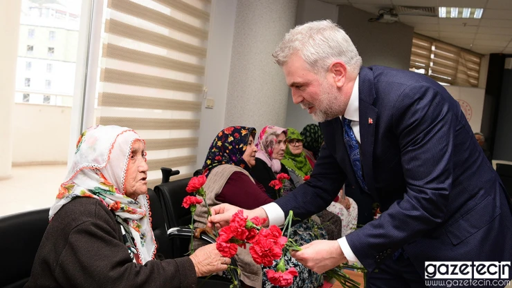 Kahramanmaraş Şehit Hakan Duyğal Huzurevine anlamlı ziyaret