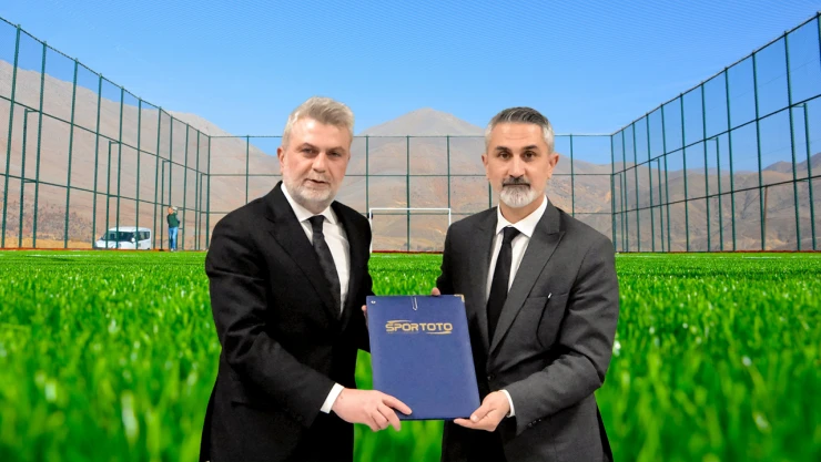 Kahramanmaraş'ta 11 ilçeye 35 yeni sentetik saha