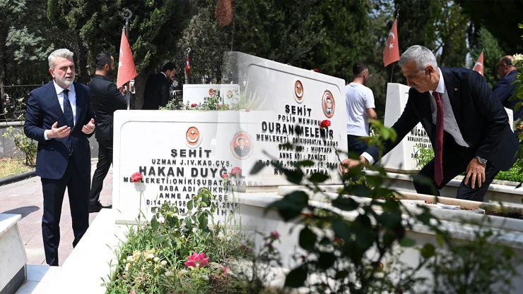 Kahramanmaraş'ta 15 Temmuz dolayısıyla şehitlikler ziyaret edildi