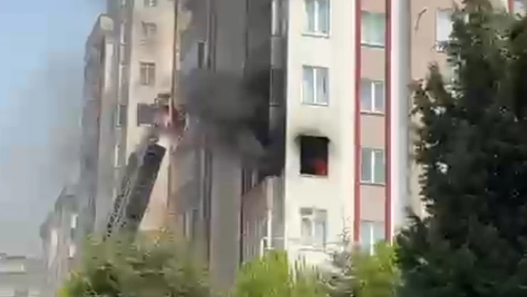 Kahramanmaraş'ta bir konutta patlama! İtfaiye ekipleri müdahale ediyor