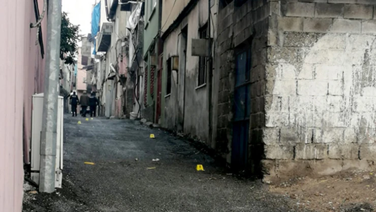 Kahramanmaraş'ta çıkan kavgada 2 kişi vurularak yaralandı