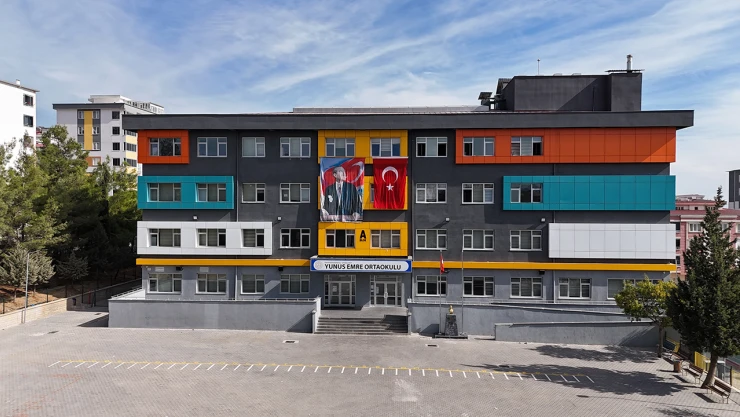 Kahramanmaraş'ta deprem sonrası yapılan okul sayısı 61'e ulaştı