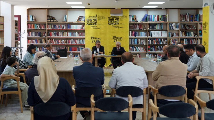 Kahramanmaraş'ta edebiyat tutkunları bir araya geldi