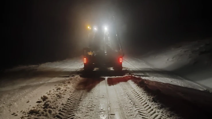 Kahramanmaraş'ta ekipler gece mesaisi yaptı