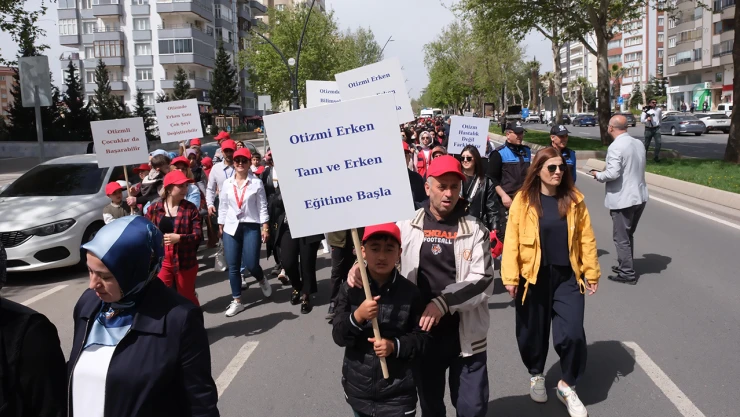 Kahramanmaraş'ta farkındalık için kortej yürüyüşü