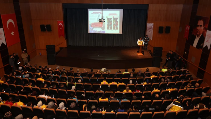 Kahramanmaraş'ta fermuar sistemi ile yaşama yol ver kampanyası tanıtıldı