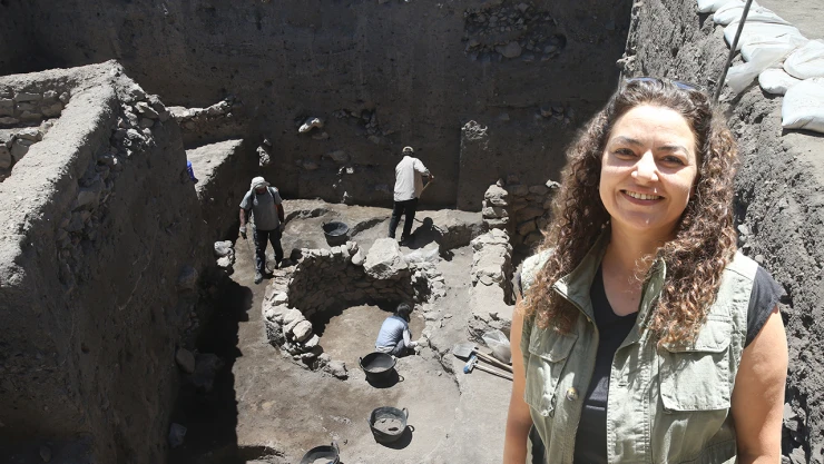 Kahramanmaraş'ta Geç Tunç Çağı'na ait yapı ve silolar gün yüzüne çıkarıldı