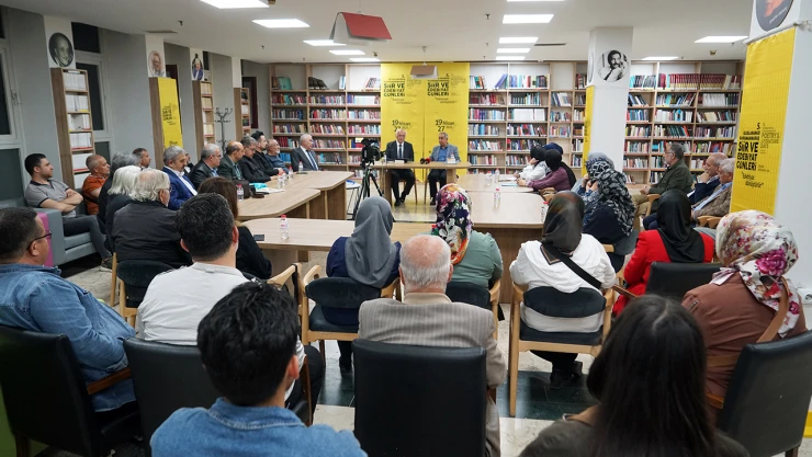 Kahramanmaraş'ta Hayatımıza Mizah Katmak konulu söyleşi düzenlendi