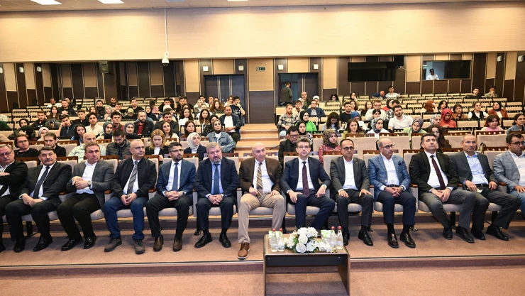 Kahramanmaraş'ta jeopolitik rekabette Türkiye'nin rolü ele alındı