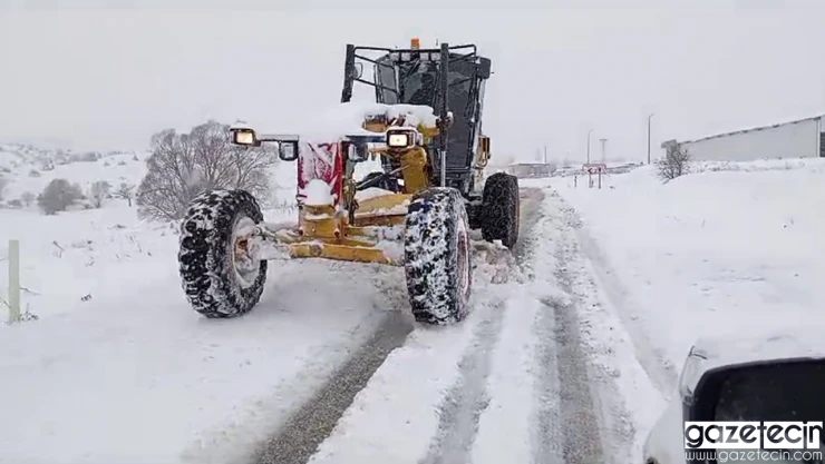Kahramanmaraş'ta karla mücadele tekrar başladı