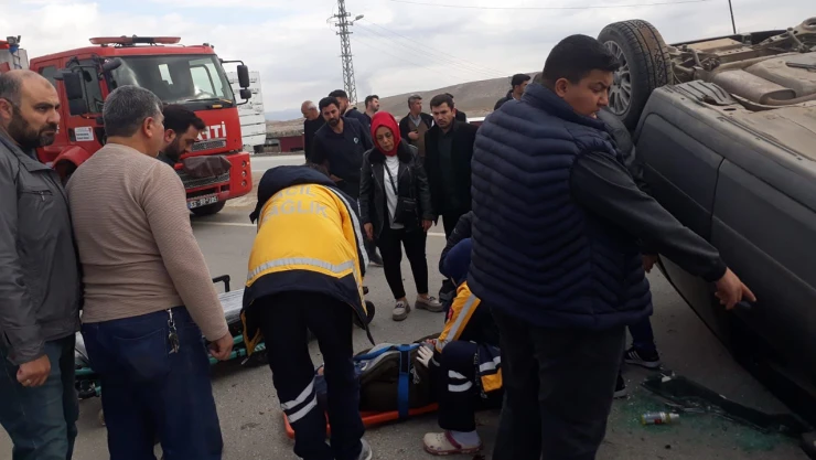 Kahramanmaraş'ta kontrolü kaybeden araç ters döndü