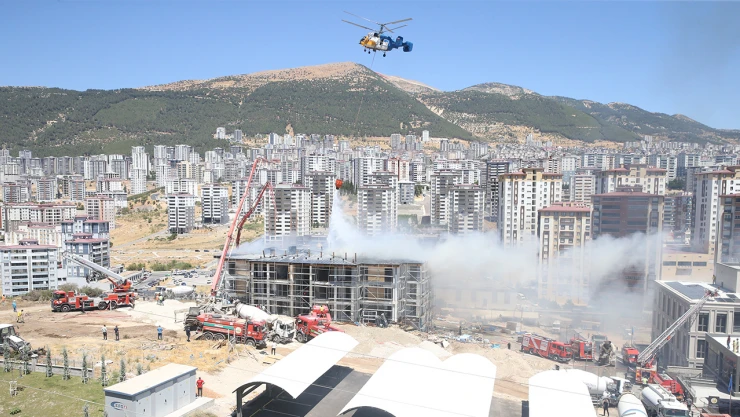 Kahramanmaraş'ta lojmanda çıkan yangın kontrol altına alındı